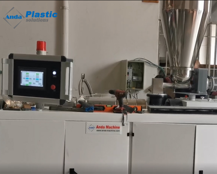Mesin Pembuat Garis Ekstrusi Pelat Kristal Karbon PVC