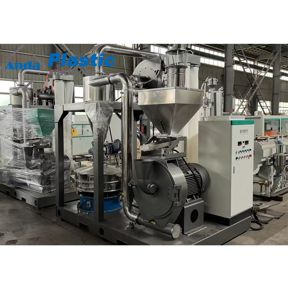 Mesin penggiling PVC