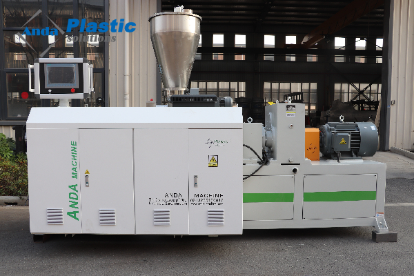 mesin ekstrusi layar sentuh