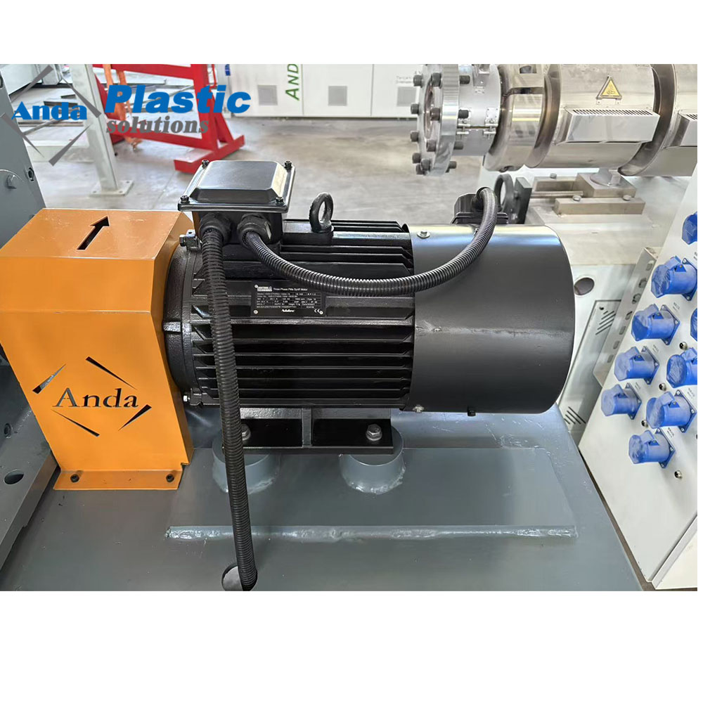 Motor magnet permanen efisiensi tinggi