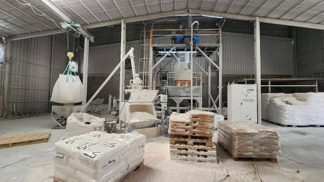 Sistem Pencampuran Otomatis PVC 